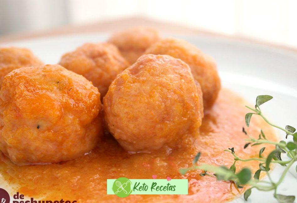 Albóndigas de Pollo con Salsa Marinara