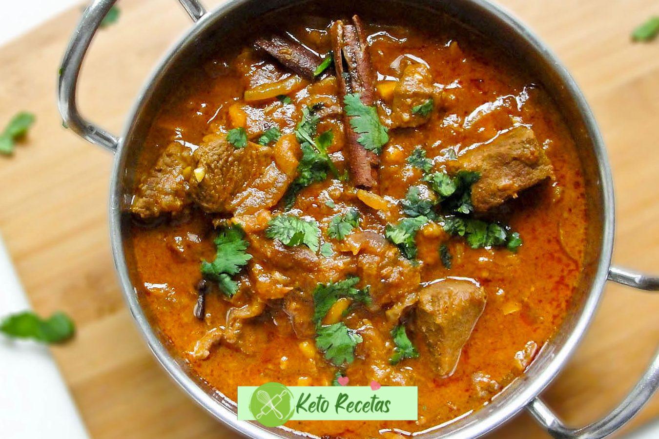 Cordero al Curry: Espinacas y Coco
